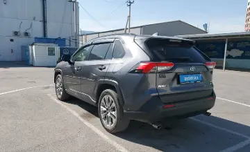 Toyota RAV4 2019 года за 11 790 000 тг. в Алматы фото 4