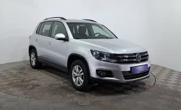 Volkswagen Tiguan 2015 года за 6 190 000 тг. в Астана фото 3