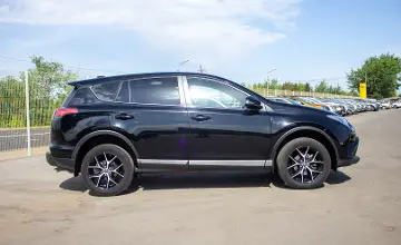 Toyota RAV4 2018 года за 12 590 000 тг. в Павлодар фото 4
