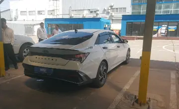 Hyundai Elantra 2024 года за 7 990 000 тг. в Алматы фото 3