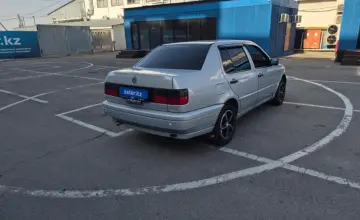 Volkswagen Vento 1995 года за 850 000 тг. в Алматы фото 3