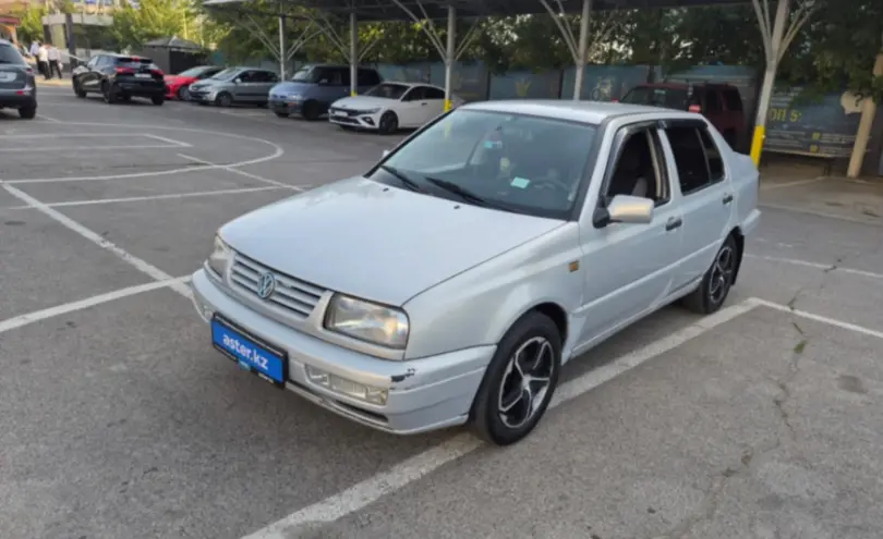 Volkswagen Vento 1995 года за 850 000 тг. в Алматы