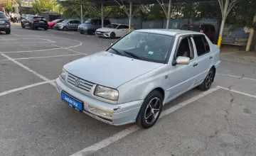 Volkswagen Vento 1995 года за 850 000 тг. в Алматы фото 1