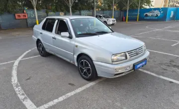 Volkswagen Vento 1995 года за 850 000 тг. в Алматы фото 2