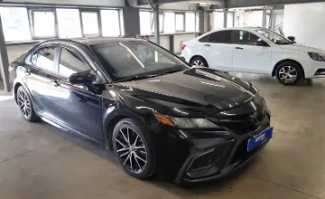 Toyota Camry 2022 года за 12 390 000 тг. в Астана фото 2