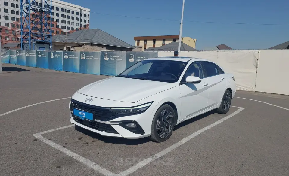 2024 Hyundai Elantra
