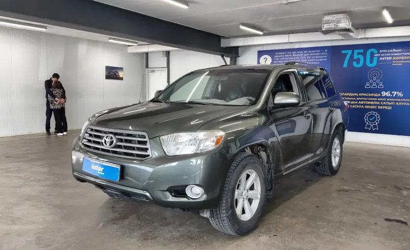 Toyota Highlander 2008 года за 10 190 000 тг. в Астана
