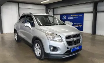 Chevrolet Tracker 2014 года за 3 990 000 тг. в Астана фото 2
