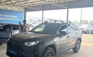 Toyota RAV4 2021 года за 14 000 000 тг. в Алматы фото 1