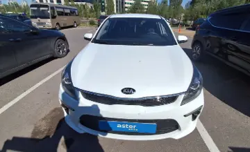 Kia Rio 2018 года за 6 000 000 тг. в Астана фото 2