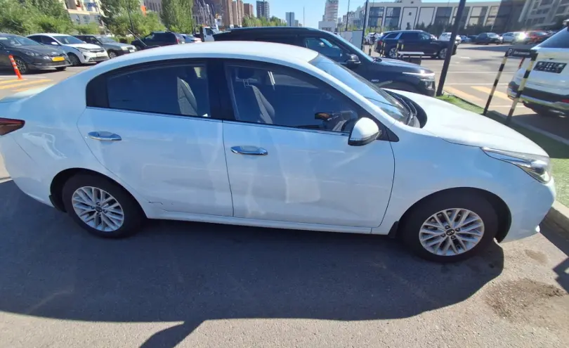 Kia Rio 2018 года за 6 000 000 тг. в Астана фото 4