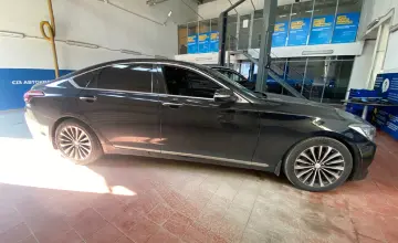 Hyundai Genesis 2014 года за 8 000 000 тг. в Астана фото 4
