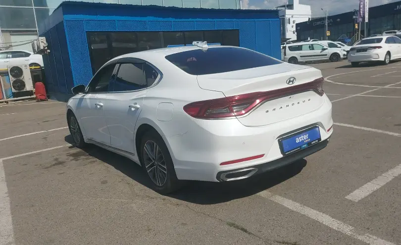 Hyundai Grandeur 2019 года за 11 000 000 тг. в Алматы фото 4