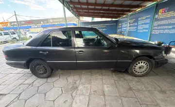 Mercedes-Benz E-Класс 1994 года за 1 500 000 тг. в Талдыкорган фото 4