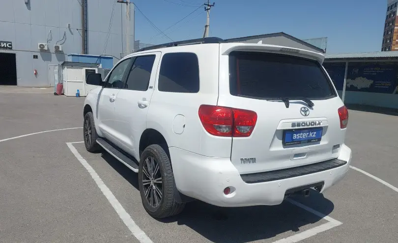 Toyota Sequoia 2009 года за 13 500 000 тг. в Шымкент фото 4