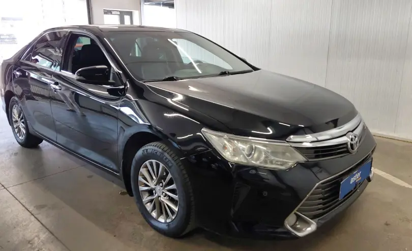 Toyota Camry 2015 года за 10 500 000 тг. в Астана фото 2