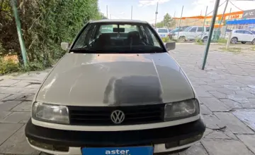 Volkswagen Vento 1993 года за 2 500 000 тг. в Талдыкорган фото 2