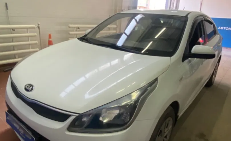 Kia Rio 2018 года за 6 200 000 тг. в Астана