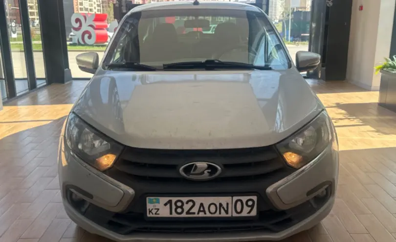 LADA (ВАЗ) Granta 2019 года за 3 500 000 тг. в Астана фото 2