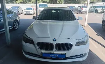 BMW 5 серии 2010 года за 7 500 000 тг. в Алматы фото 2