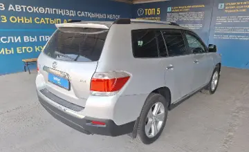 Toyota Highlander 2011 года за 11 000 000 тг. в Алматы