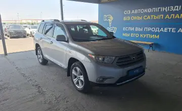 Toyota Highlander 2011 года за 11 000 000 тг. в Алматы фото 3