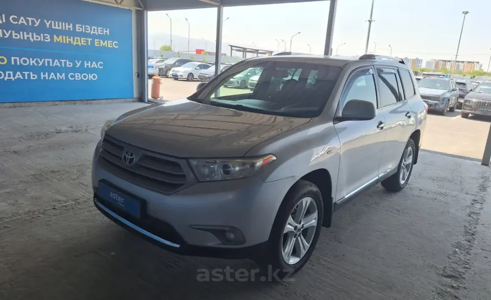 Toyota Highlander 2011 года за 11 000 000 тг. в Алматы