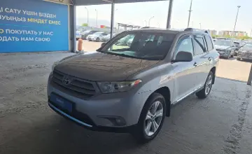 Toyota Highlander 2011 года за 11 000 000 тг. в Алматы фото 1