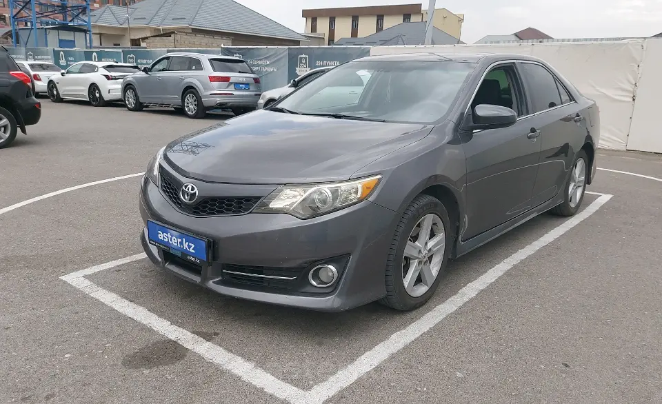 Toyota Camry 2014 года за 7 500 000 тг. в Шымкент