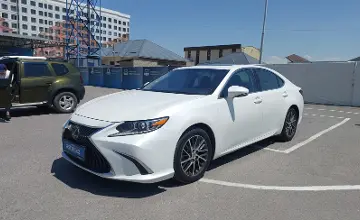 Lexus ES 2016 года за 11 500 000 тг. в Шымкент фото 1