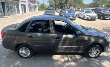LADA (ВАЗ) Granta 2015 года за 2 500 000 тг. в Актобе фото 4