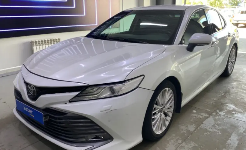 Toyota Camry 2019 года за 12 000 000 тг. в Павлодар