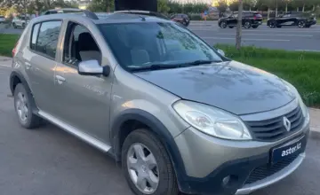 Renault Sandero 2013 года за 3 500 000 тг. в Астана фото 3