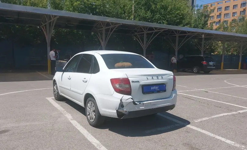 LADA (ВАЗ) Granta 2019 года за 2 500 000 тг. в Алматы фото 4