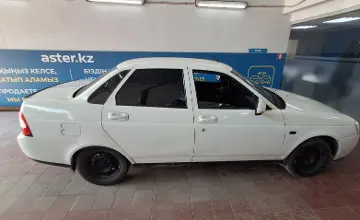 LADA (ВАЗ) Priora 2014 года за 2 200 000 тг. в Астана фото 4