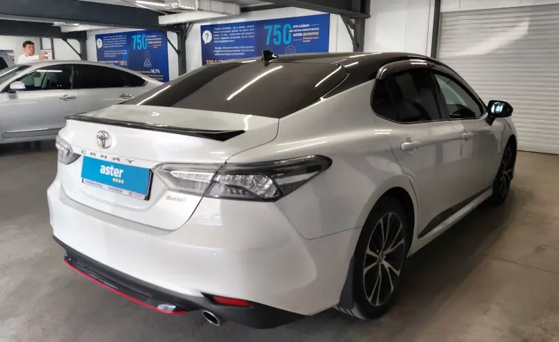 Toyota Camry 2021 года за 14 000 000 тг. в Астана фото 3
