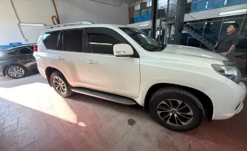 Toyota Land Cruiser Prado 2010 года за 13 050 000 тг. в Астана фото 4