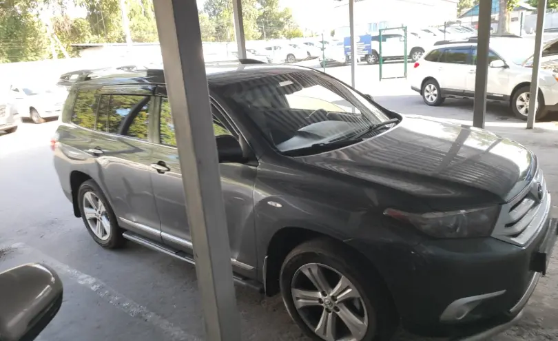 Toyota Highlander 2011 года за 12 500 000 тг. в Алматы фото 4