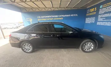 Toyota Camry 2017 года за 9 000 000 тг. в Алматы фото 4