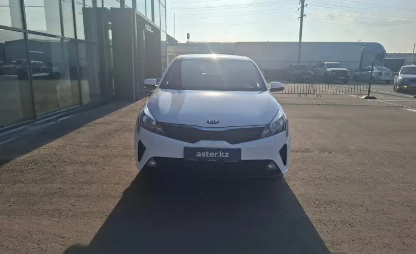 Kia Rio 2021 года за 7 600 000 тг. в Петропавловск фото 2