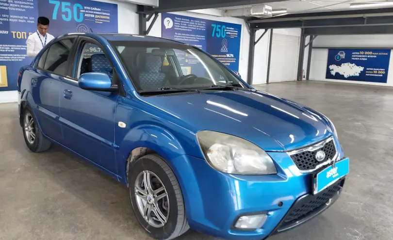 Kia Rio 2010 года за 3 000 000 тг. в Астана фото 2