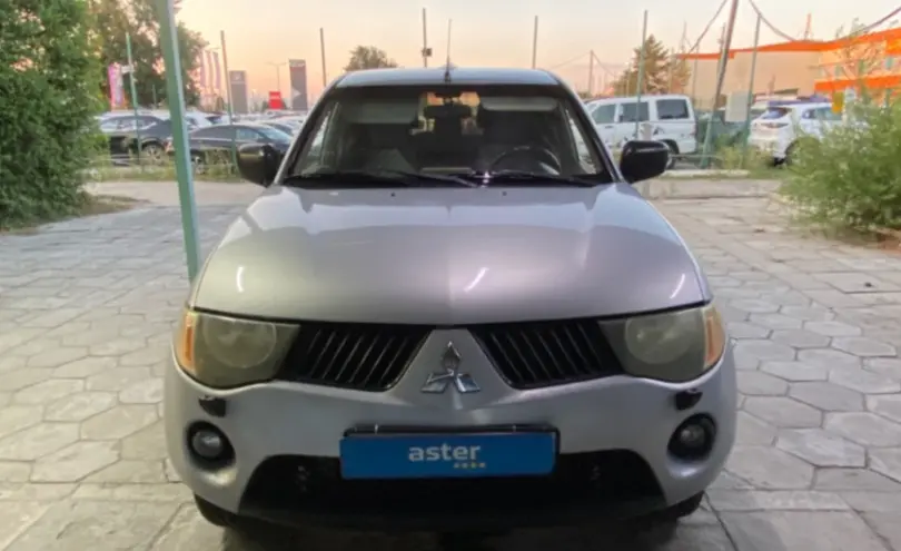 Mitsubishi L200 2008 года за 3 900 000 тг. в Талдыкорган фото 2