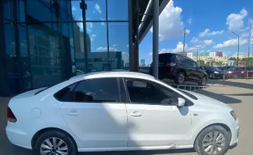 Volkswagen Polo 2015 года за 3 500 000 тг. в Астана фото 4