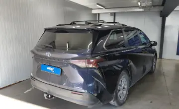 Toyota Sienna 2022 года за 22 000 000 тг. в Астана фото 3