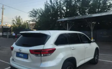 Toyota Highlander 2019 года за 18 000 000 тг. в Алматы фото 3
