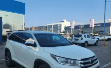 Toyota Highlander 2019 года за 18 000 000 тг. в Алматы фото 2