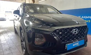 Hyundai Santa Fe 2018 года за 11 000 000 тг. в Астана фото 3