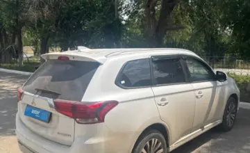 Mitsubishi Outlander 2022 года за 10 500 000 тг. в Актобе