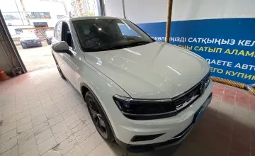 Volkswagen Tiguan 2019 года за 12 000 000 тг. в Астана фото 3