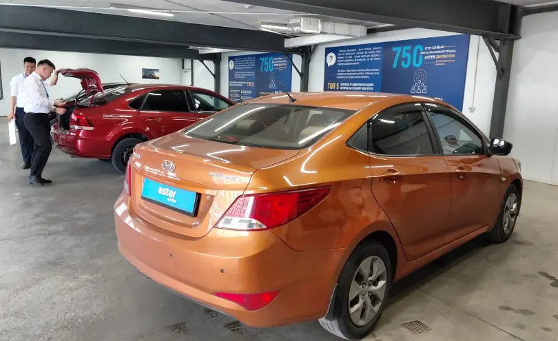 Hyundai Solaris 2015 года за 5 500 000 тг. в Астана фото 3